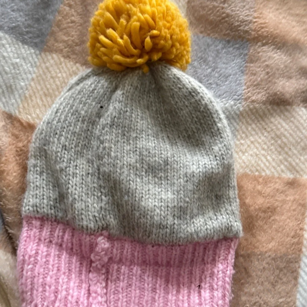 Kids Knit Beanie Hat Rainbow Pom‎ Pom Gray Pink Cozy Winter Warm